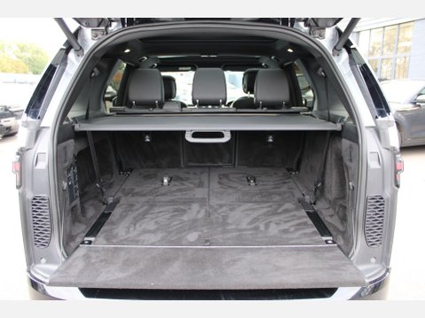 Land Rover Discovery DYNAMIC HSE 34
