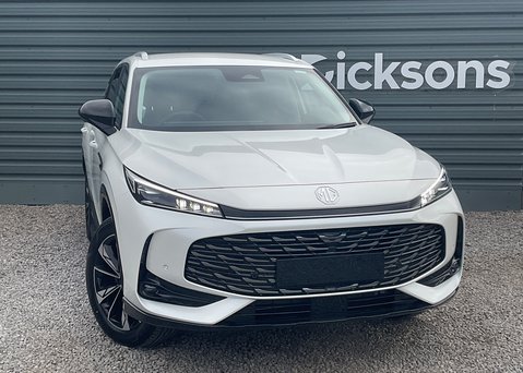 MG HS 1.5 T-GDI PHEV TROPHY 1