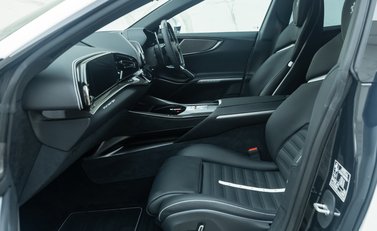 Ferrari Purosangue 21