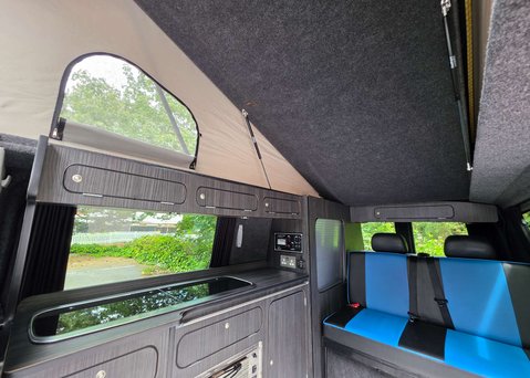 Volkswagen Transporter 2.5 Transporter T30 130 TDI LWB 12