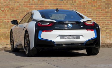 BMW I8 5