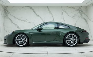 Porsche 911 GT3 TOURING (992) 5