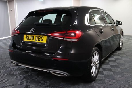 Mercedes-Benz A Class A 180 D SPORT 11