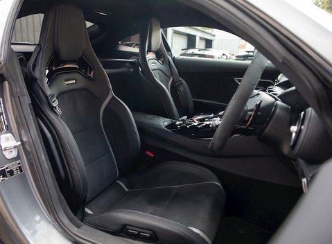 Mercedes-Benz Amg GT GT R 12