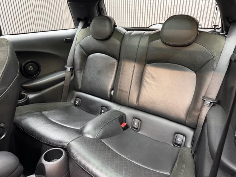Mini Hatch 2.0 Cooper S Auto Euro 6 (s/s) 3dr 54