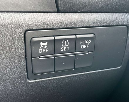 Mazda 3 2.0 Mazda3 SE-L Nav 5dr 45