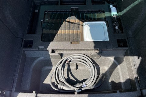 Skoda Superb SE TECHNOLOGY IV DSG - 11 SERVICES AT SKODA -HYBRID AUTOMATIC ESTATE 56