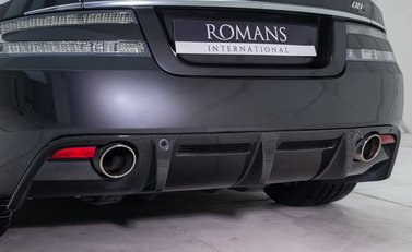 Aston Martin DBS V12 37