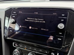 Volkswagen Passat 1.4 TSI 13kWh GTE Saloon 4dr Petrol Plug-in Hybrid DSG Euro 6 (s/s) (218 ps 43