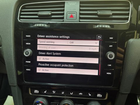 Volkswagen Golf 2.0 TSI GTI Performance DSG Euro 6 (s/s) 5dr 37