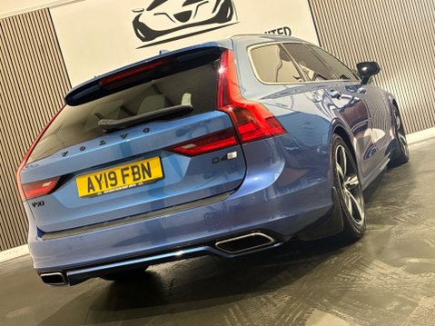 Volvo V90 2.0 D4 R-Design Auto Euro 6 (s/s) 5dr 27