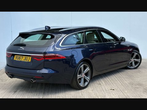 Jaguar XF 2.0 XF Portfolio D AWD Auto 4WD 5dr 7