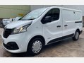 Renault Trafic 1.6 dCi 27 Business+ SWB Standard Roof Euro 5 5dr 23