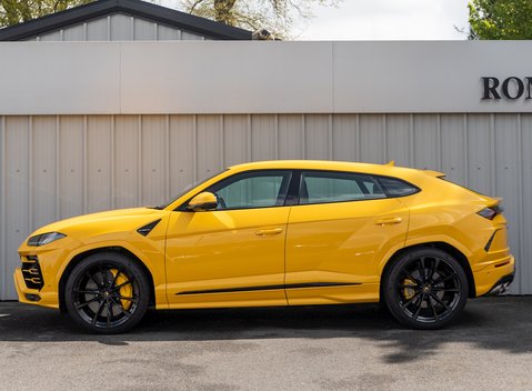 Lamborghini Urus 2