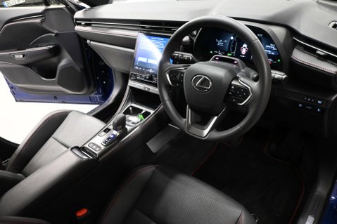 Lexus LBX 1.5 LBX Premium + CVT 5dr 20