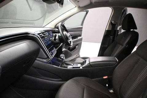 Hyundai TUCSON 1.6 Tucson Premium TGDi MHEV Semi-Auto 5dr 22