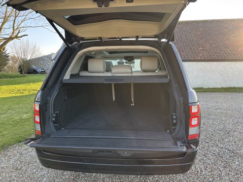 Land Rover Range Rover TDV6 VOGUE 13