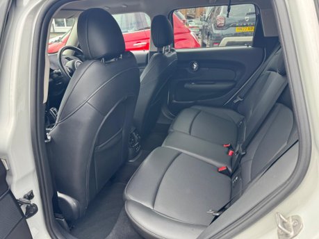 Mini Clubman COOPER CLASSIC 12