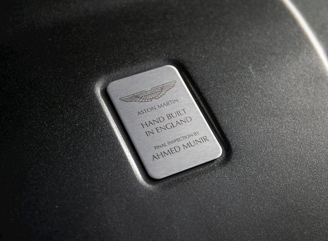 Aston Martin Vanquish S Volante 34