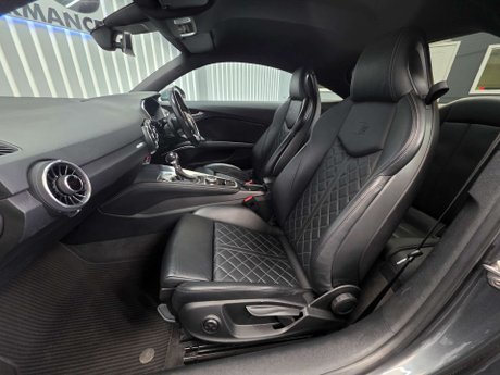 Audi TT 2.0 TFSI Coupe 3dr Petrol S Tronic quattro Euro 6 (s/s) (310 ps) 9