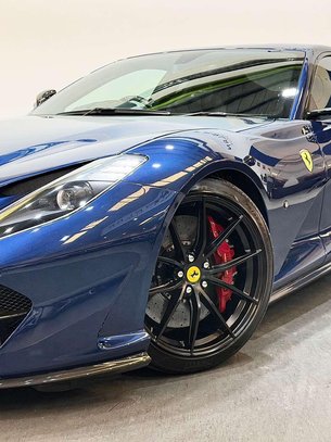 Ferrari 812 Superfast 6.5 V12 Coupe 2dr Petrol F1 DCT Euro 6 (s/s) (800 ps) 2