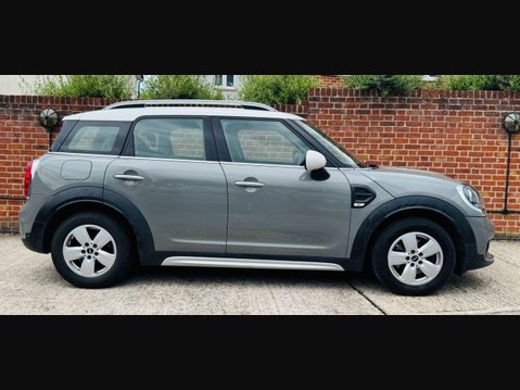 Mini Countryman 1.5 Cooper Classic SUV 5dr Petrol Steptronic Euro 6 (s/s) (136 ps) 3