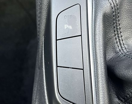Ford Kuga 1.5 Kuga Titanium Edition 5dr 47