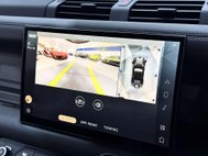 Land Rover Defender 3.0 D300 MHEV X-Dynamic HSE SUV 5dr Diesel Auto 4WD Euro 6 (s/s) (300 ps) 61