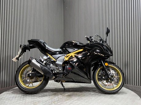 Lexmoto LXR 2026 125CC SPORTS BIKE MOT 2029 CLEAN LEARNER BIKE 125CC