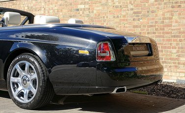 Rolls-Royce Phantom Drophead Series II 9