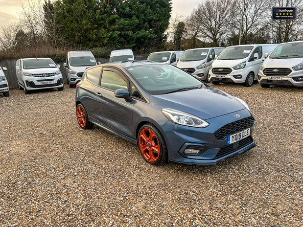 Ford Fiesta SWB L1H1 (SOLD) Low Roof Sport Air Con Alloys Nav EURO 6 NO VAT 4