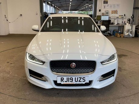 Jaguar XE 2.0 XE R-Sport Auto 4dr 17
