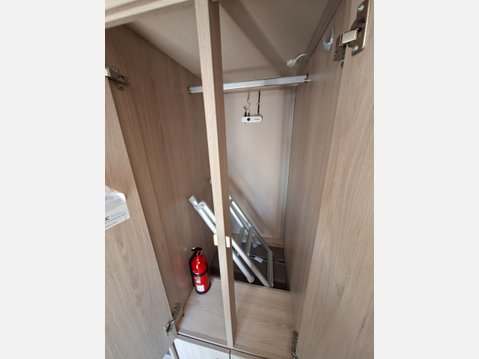 Auto-Trail F-62 AUTO 29