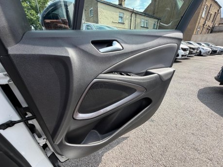 Vauxhall Crossland X ELITE NAV 13
