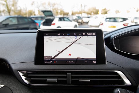 Peugeot 3008 PURETECH S/S GT LINE PREMIUM 24