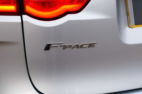 Jaguar F-Pace 5.0 F-PACE SVR AWD Auto 4WD 5dr 57