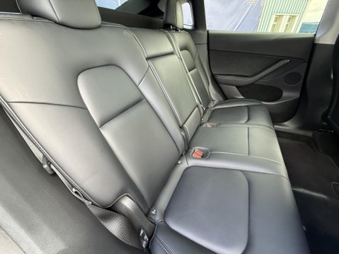 Tesla Model Y (Dual Motor) Long Range SUV 5dr Electric Auto 4WDE (384 bhp) 26