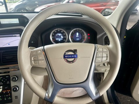 Volvo XC60 2.4 D5 SE Lux Premium AWD Euro 4 5dr 41
