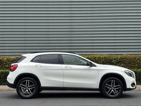 Mercedes-Benz GLA Class GLA 180 URBAN EDITION 5