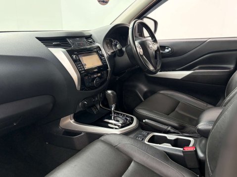 Nissan Navara 2.3 Navara Tekna dCi Auto 4WD 5dr 78
