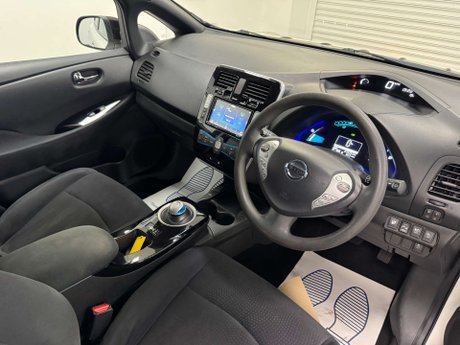 Nissan LEAF Leaf Black Edition 5dr 37