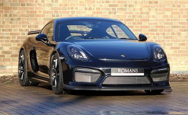 Porsche Cayman GT4 1