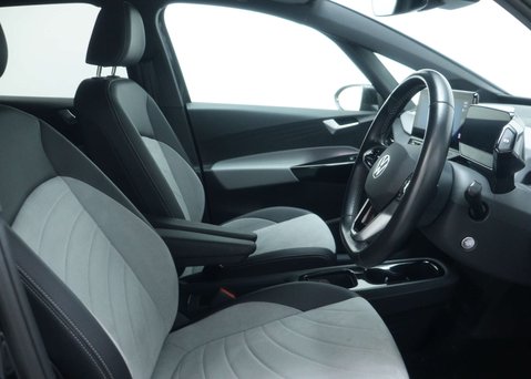 Volkswagen ID.3 Pro Performance 58kWh Family Hatchback 5dr Electric Auto (204 ps) 44