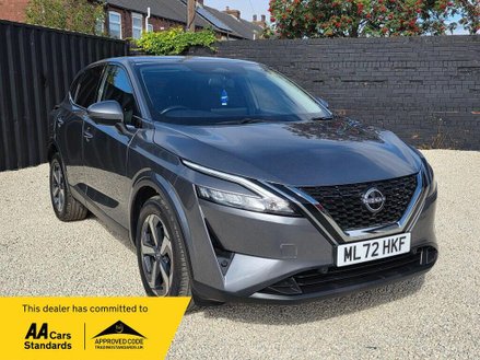 Nissan Qashqai 1.3 DIG-T MHEV N-Connecta XTRON Euro 6 (s/s) 5dr