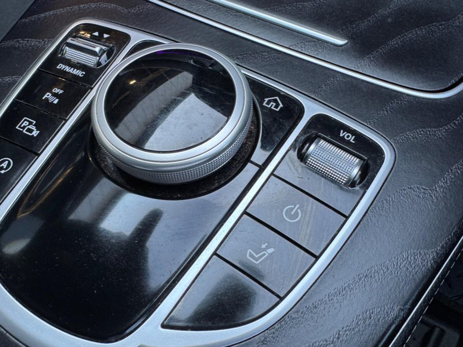 2018 Mercedes-Benz E Class — image 29