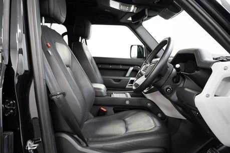 Land Rover Defender 2.0 P400e 15.4kWh X-Dynamic HSE SUV 5dr Petrol Plug-in Hybrid Auto 4WD Euro 3