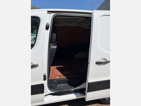 Citroen Berlingo 1.6 HDi 625 LX L1 5dr 21
