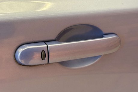 Nissan MICRA 1.2 16v SE Hatchback 5dr Petrol Automatic (161 g/km, 79 bhp) 57