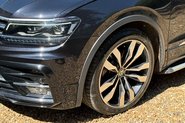 Volkswagen Tiguan R-LINE TECH TSI 4MOTION DSG 47