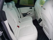 Aston Martin DBX 707 18